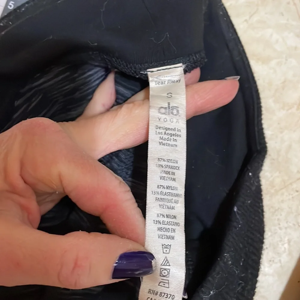 Alo yoga leggings - used